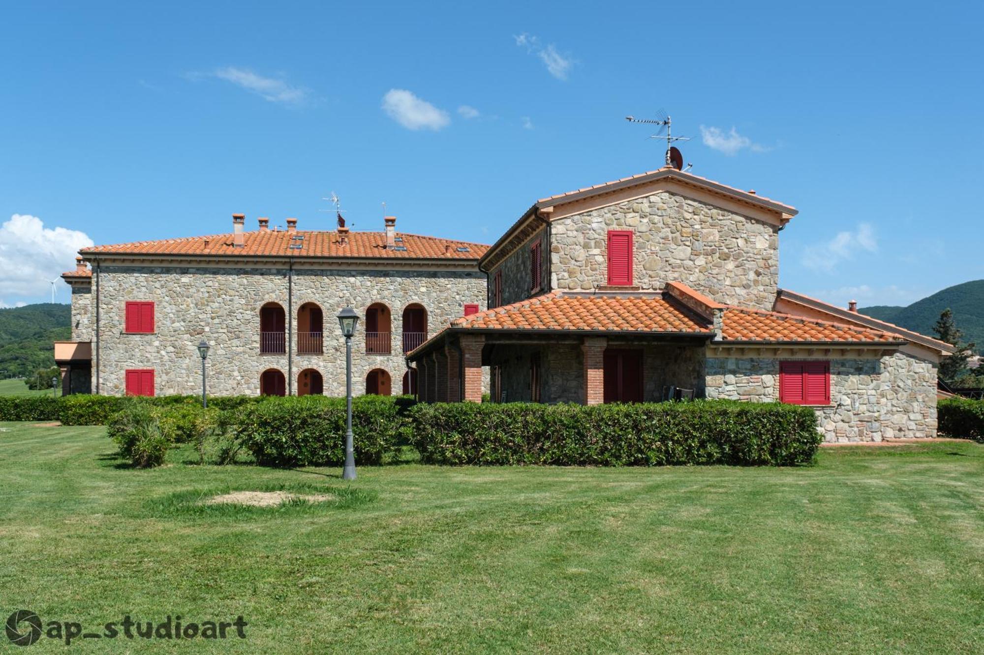 סנטה לוצ'ה Il Poggio Della Pieve Apartments מראה חיצוני תמונה